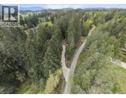 2 Churchill Road, Salt Spring Island, BC V8K2R3 Photo 8