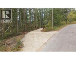 2 Churchill Road, Salt Spring Island, BC V8K2R3 Photo 7