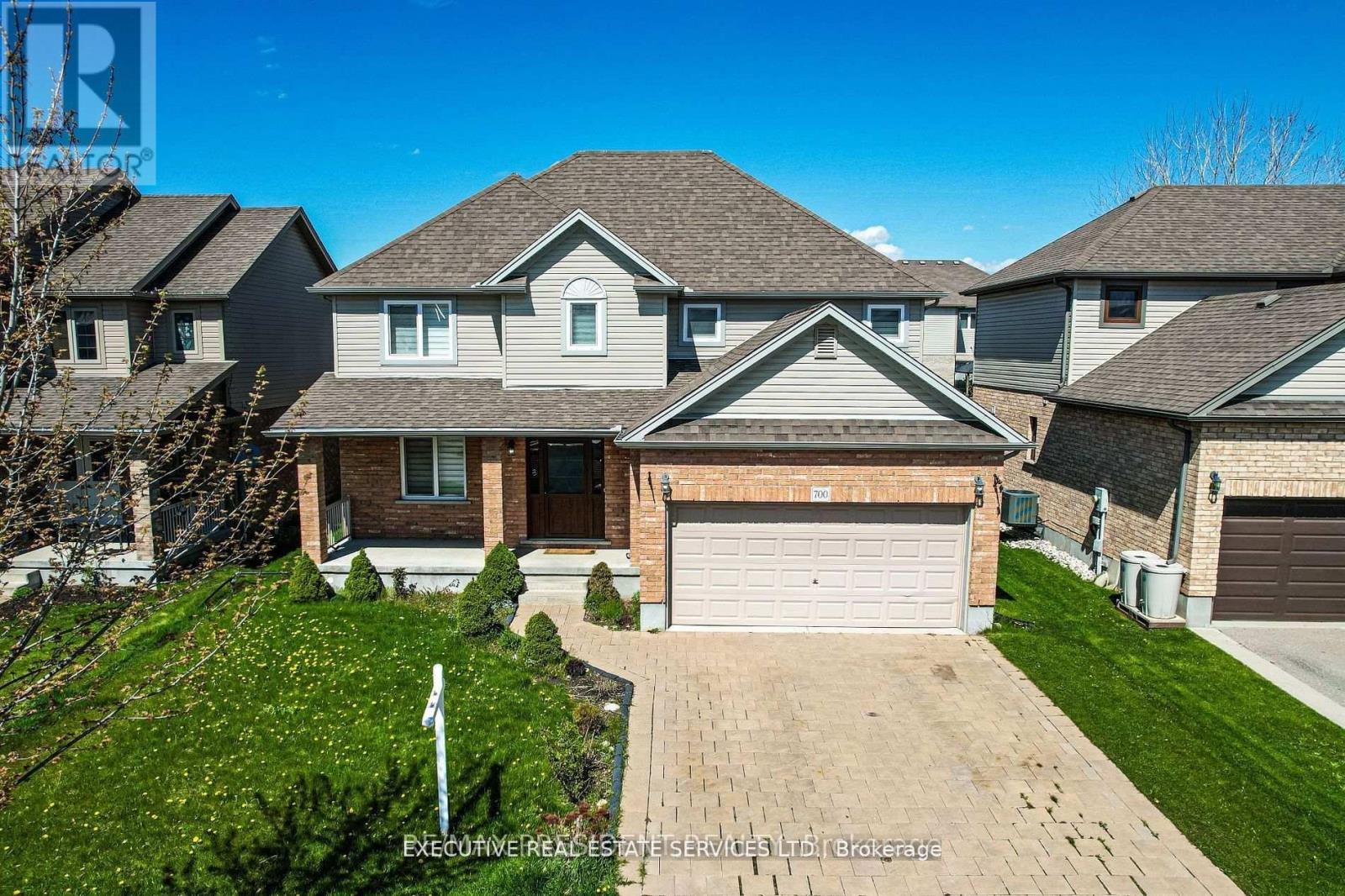 700 SPITFIRE STREET - 10