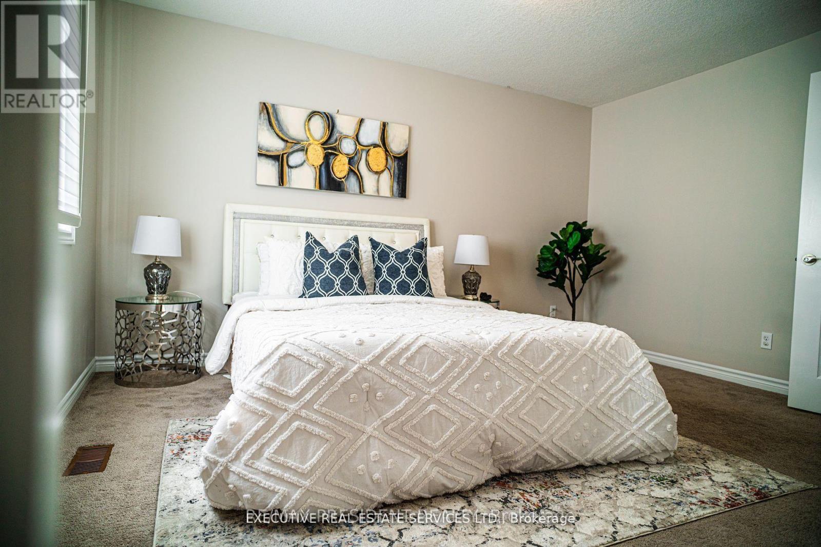 700 SPITFIRE STREET - 5
