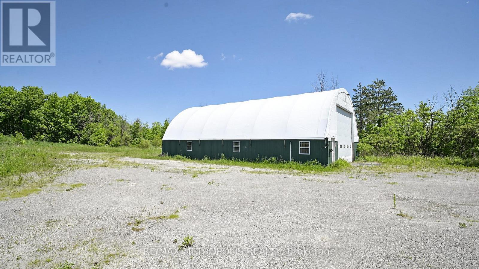 3949 GREENLANE ROAD - 31