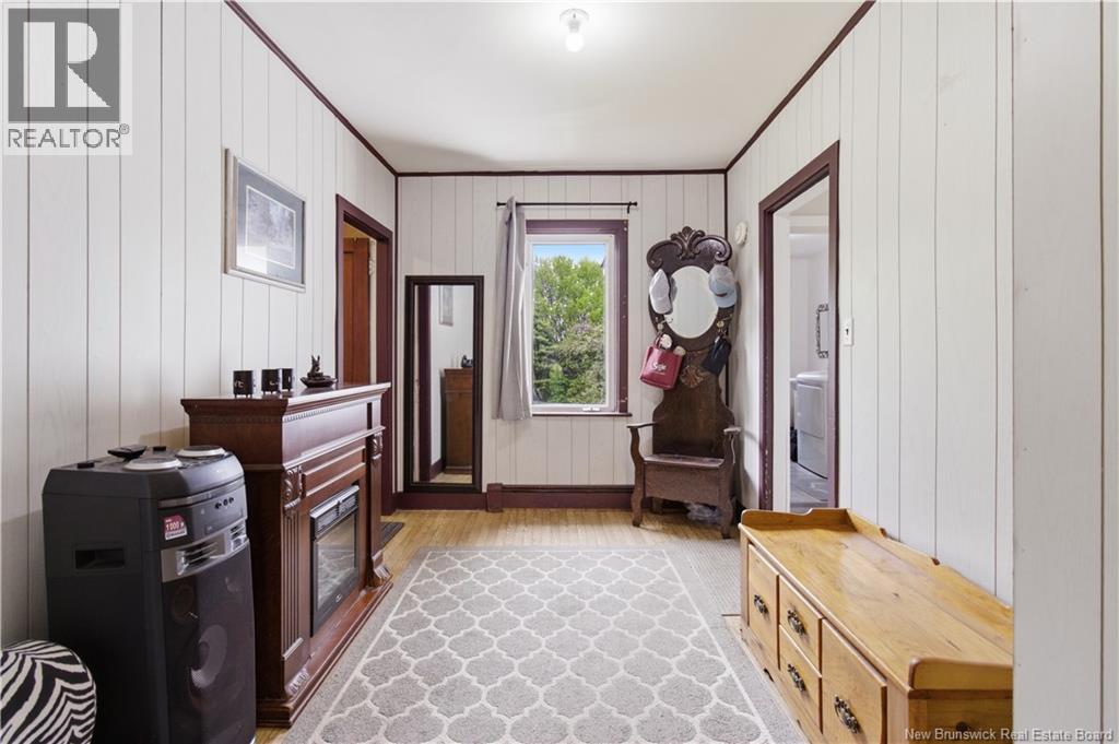 305 Pleasant Drive - 4