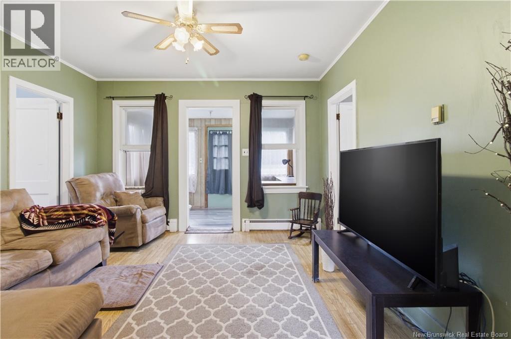 305 Pleasant Drive - 7