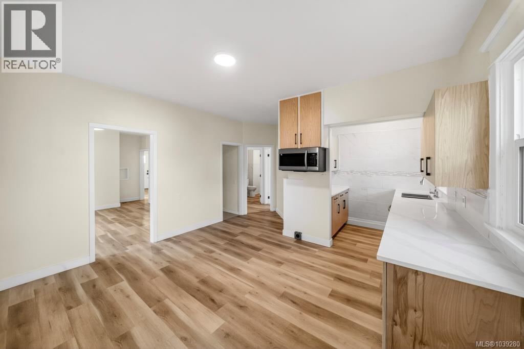 3109 Glasgow St - 9