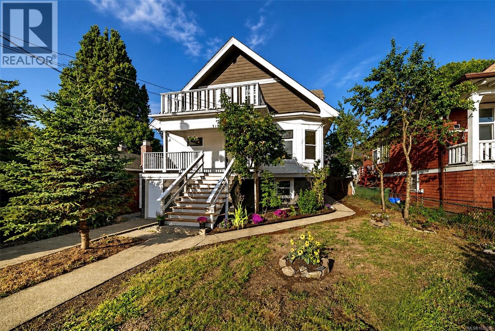 3109 Glasgow St - 1