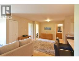 403 5631 Inlet Avenue, Sechelt, BC V7Z0J1 Photo 10