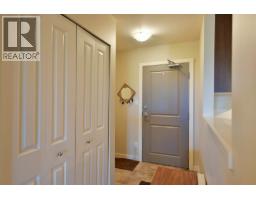 403 5631 Inlet Avenue, Sechelt, BC V7Z0J1 Photo 14