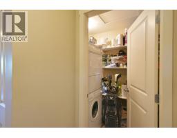 403 5631 Inlet Avenue, Sechelt, BC V7Z0J1 Photo 15