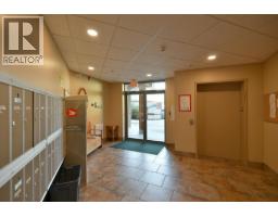 403 5631 Inlet Avenue, Sechelt, BC V7Z0J1 Photo 19