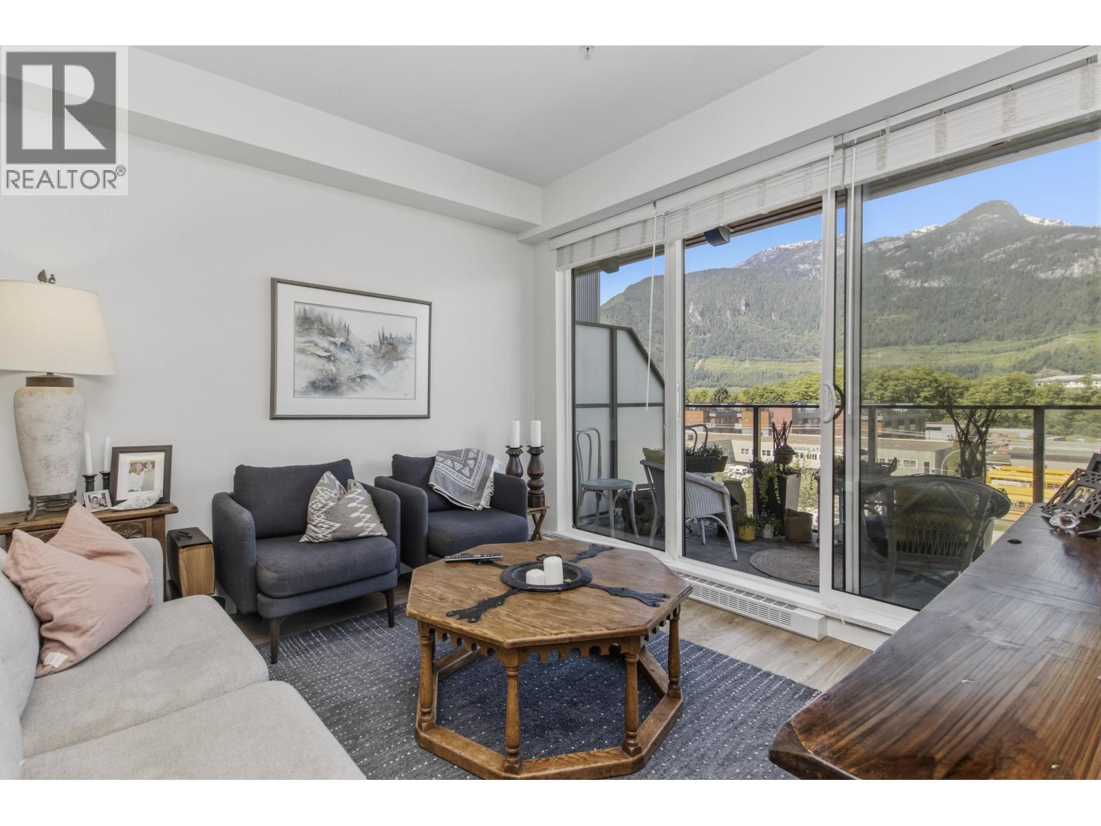 505 37881 CLEVELAND AVENUE, Squamish