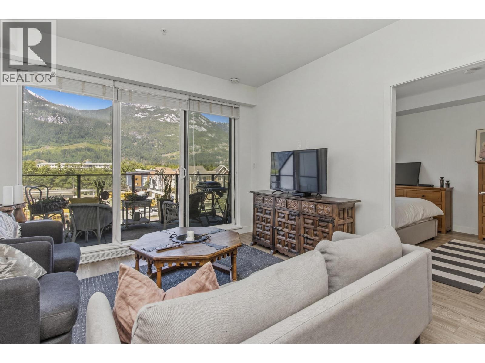 505 37881 CLEVELAND AVENUE, Squamish