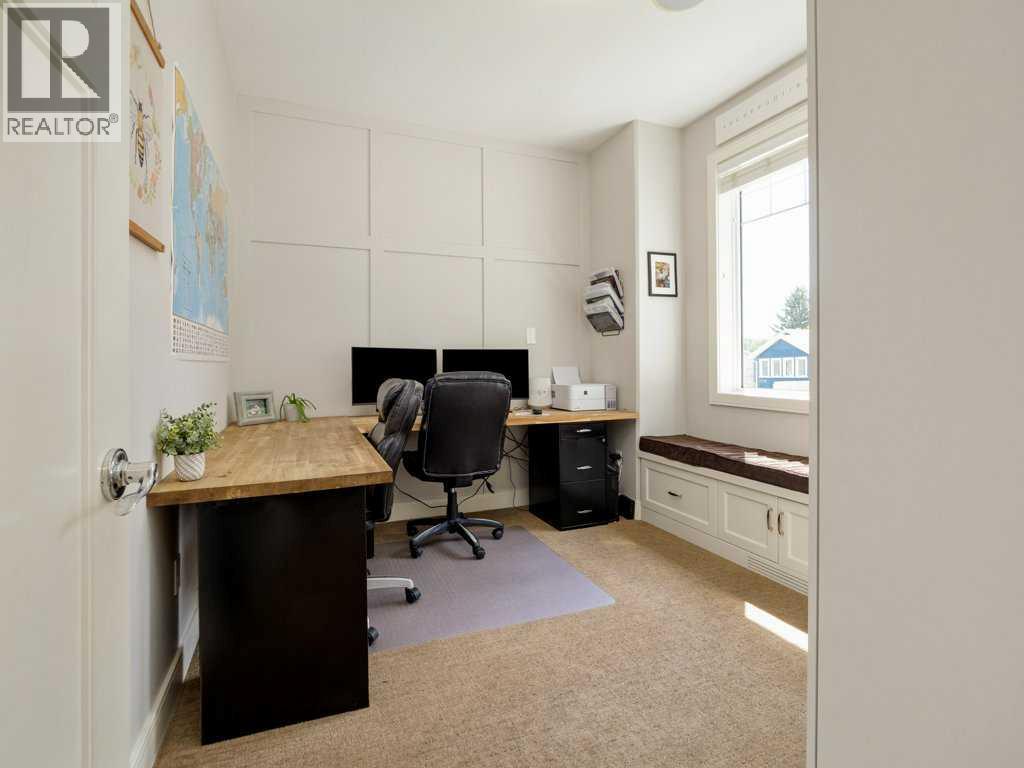 1305 7 Street N - 4