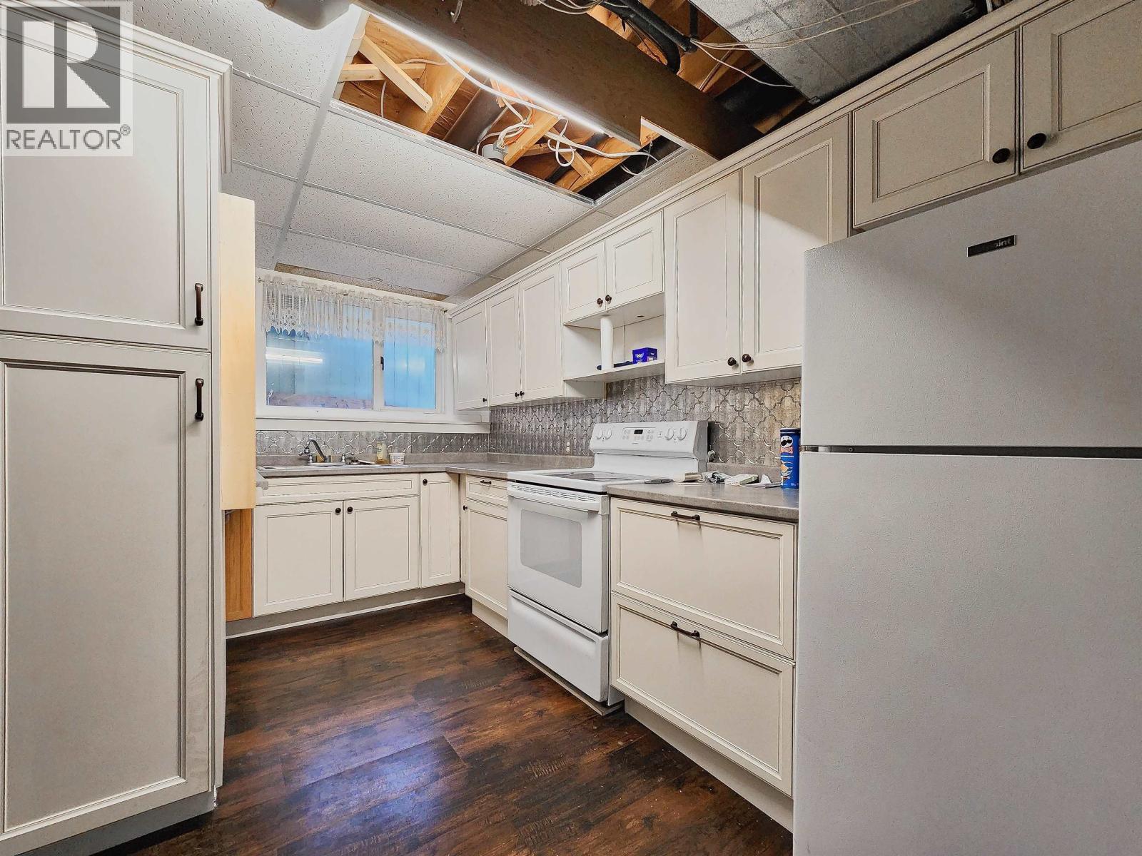 2396 JASPER STREET - 22