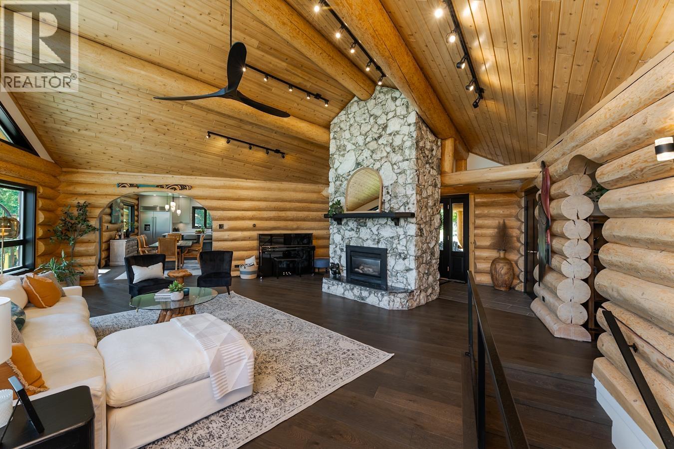 646 PEARDON ROAD, Prince George