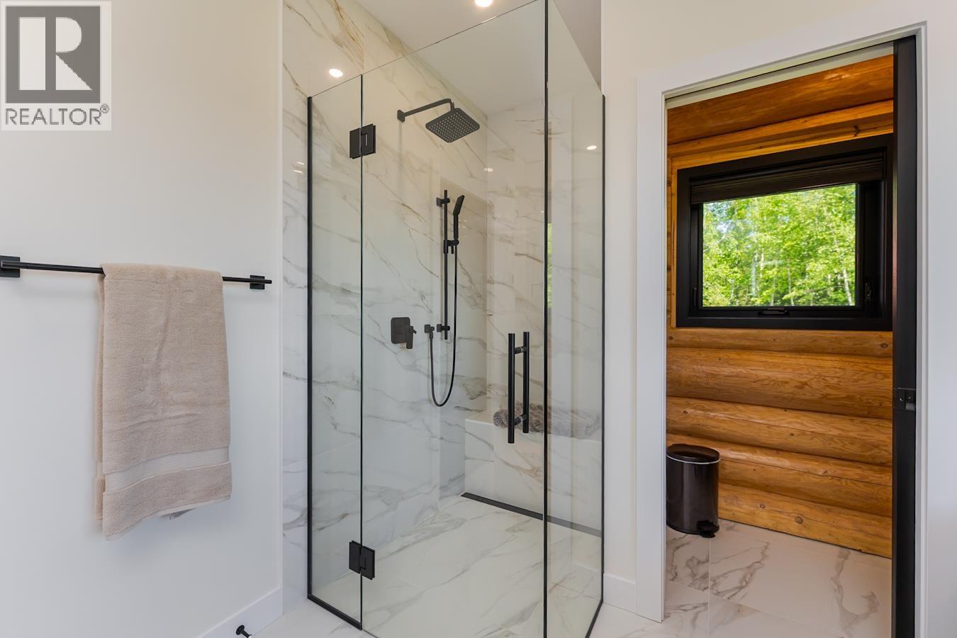 646 PEARDON ROAD, Prince George