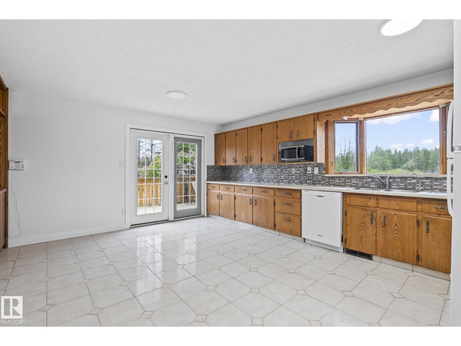 10915 SPRUCE VALLEY RD - 11