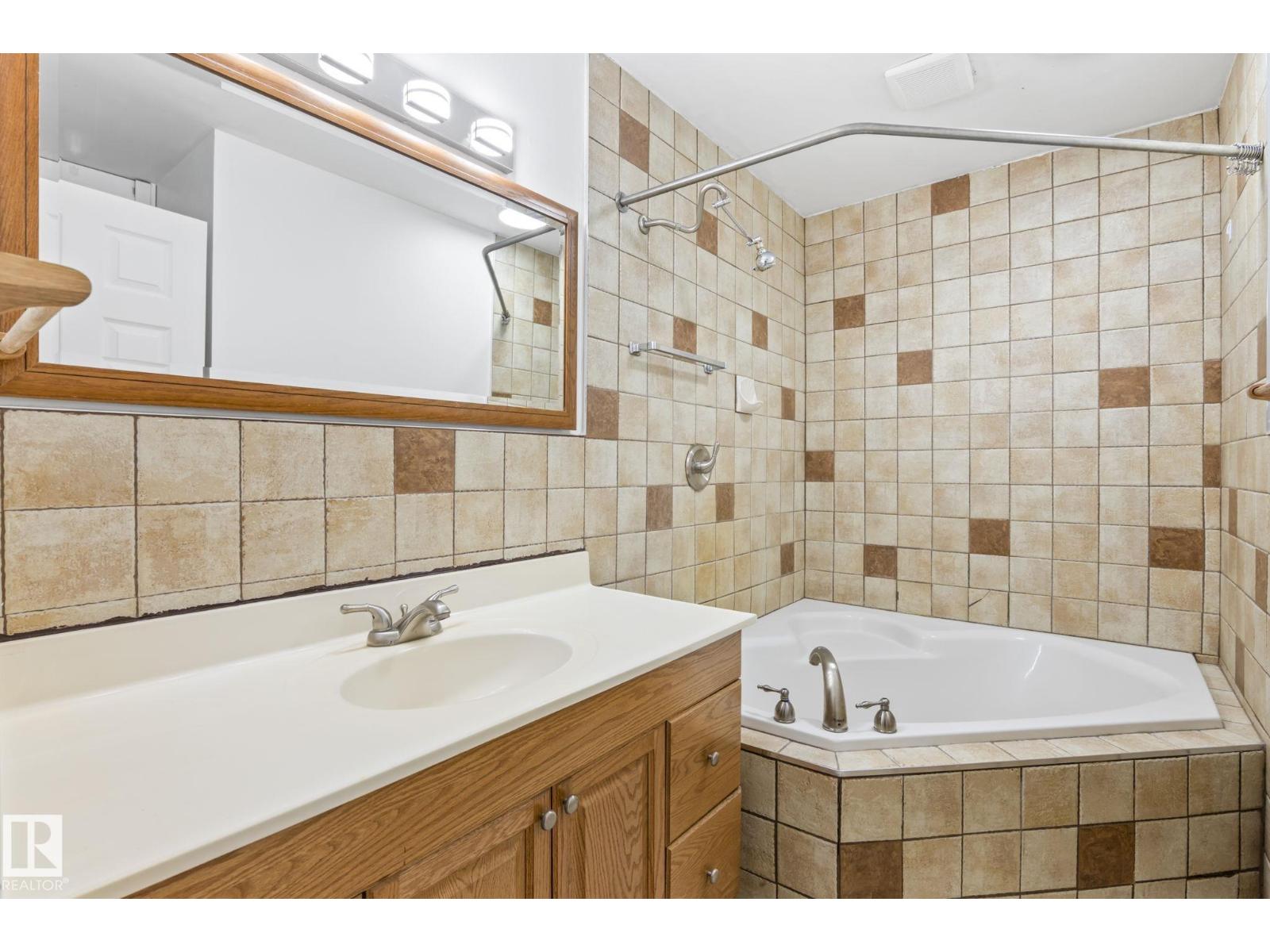 10915 SPRUCE VALLEY RD - 16