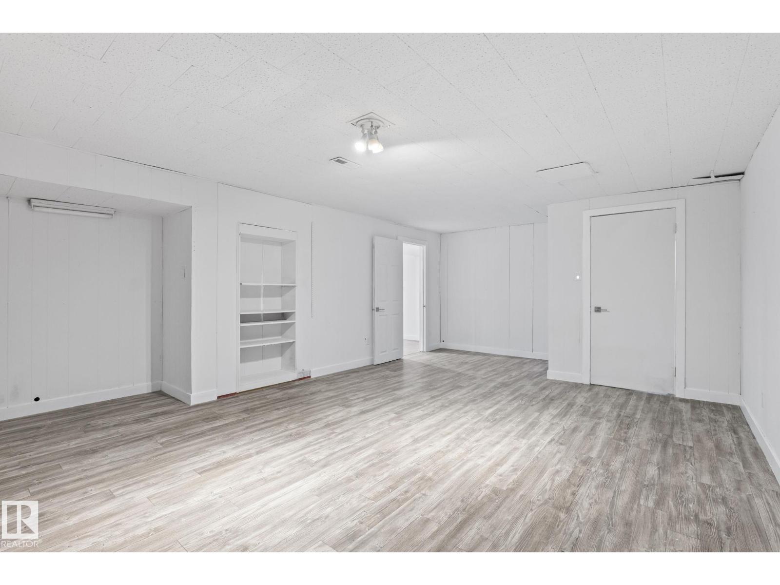 10915 SPRUCE VALLEY RD - 23