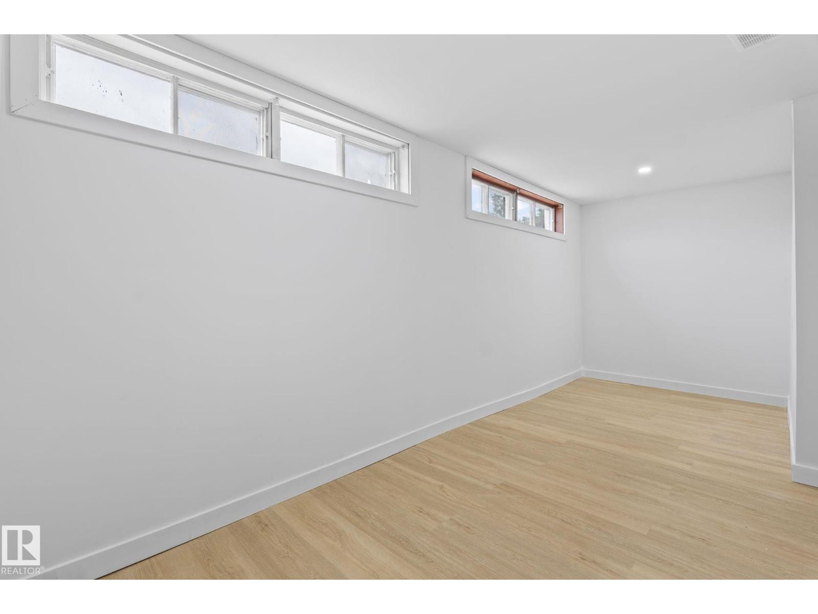 10915 SPRUCE VALLEY RD - 26