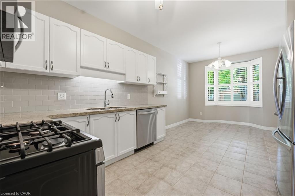 53 GREENTRAIL Drive - 14