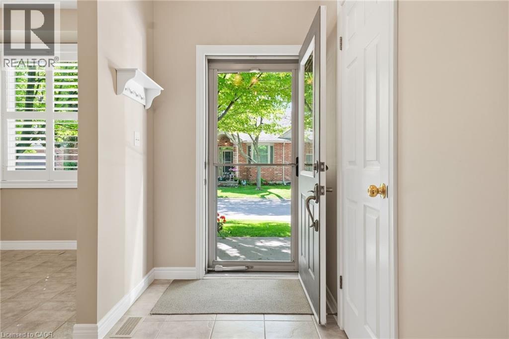 53 GREENTRAIL Drive - 4