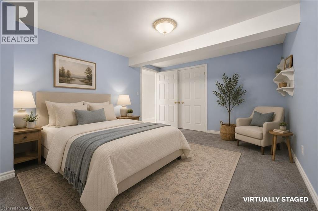 53 GREENTRAIL Drive - 31