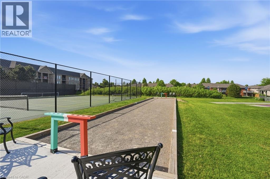 53 GREENTRAIL Drive - 39