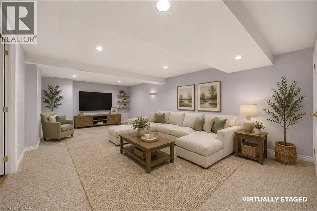 53 GREENTRAIL Drive - 28