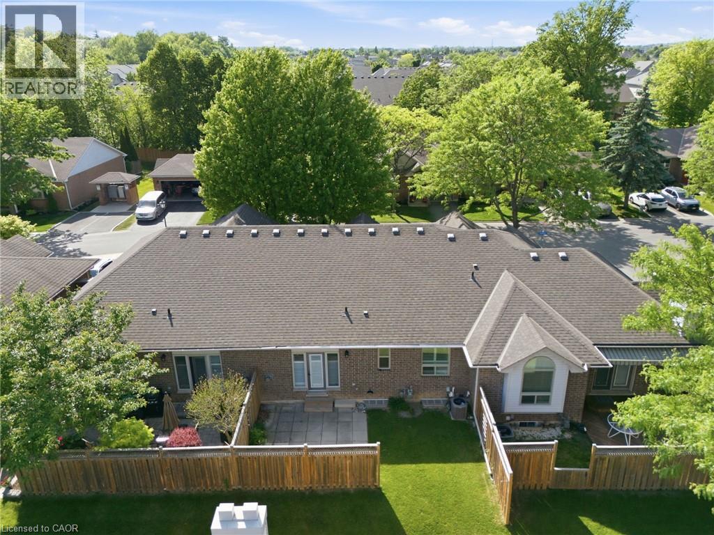 53 GREENTRAIL Drive - 42