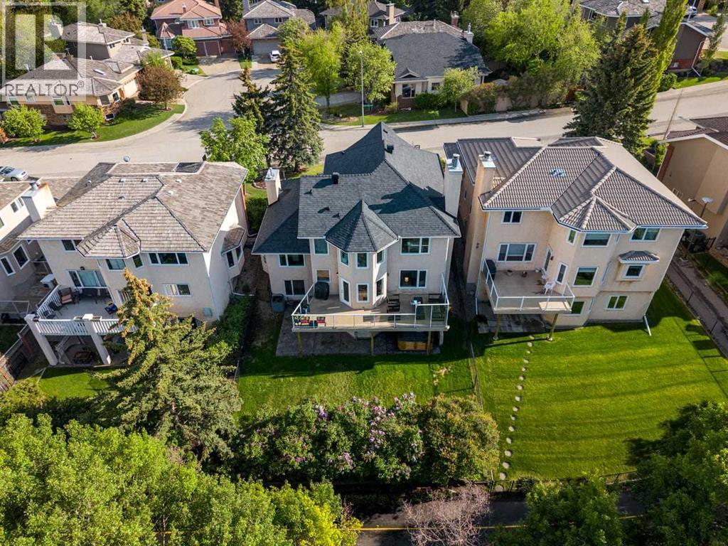 68 Christie Knoll Heights SW - 39