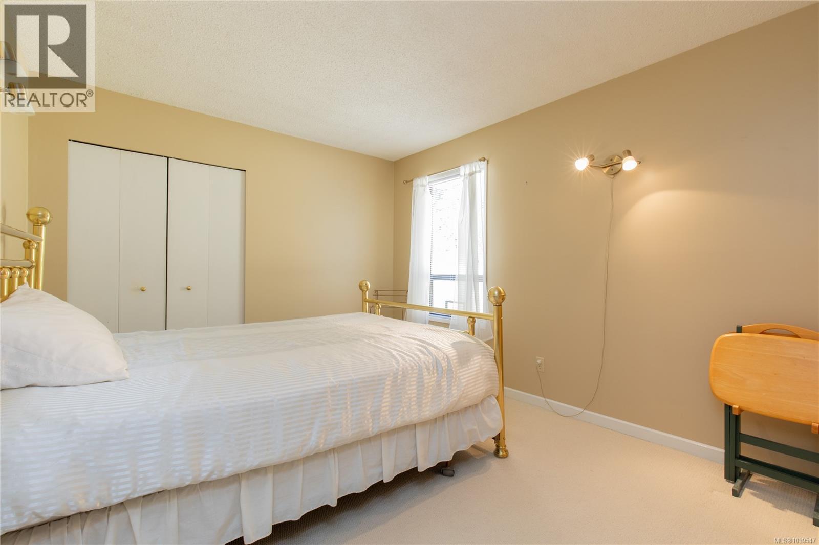 1599 Knight Court Rd - 27