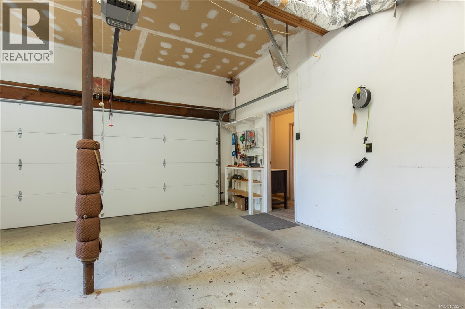 1599 Knight Court Rd - 45