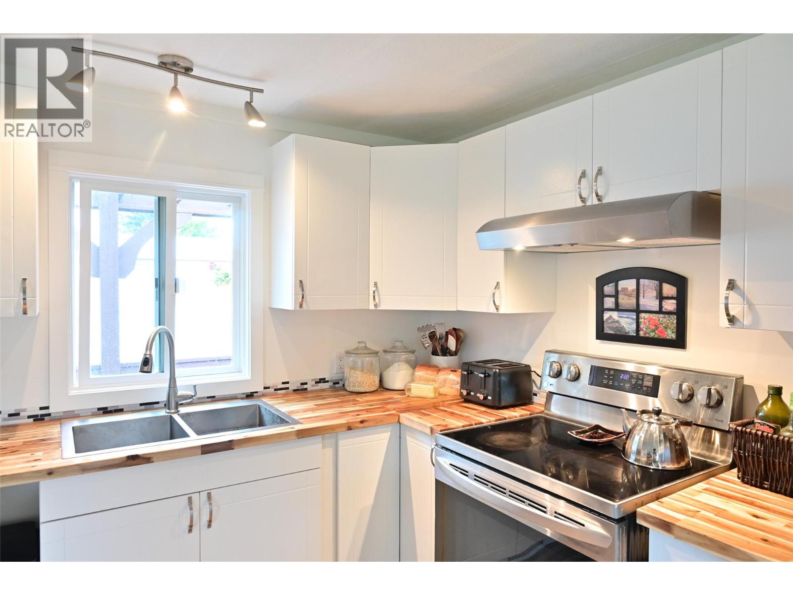 3350 10 Avenue NE Lot# 61 - 15