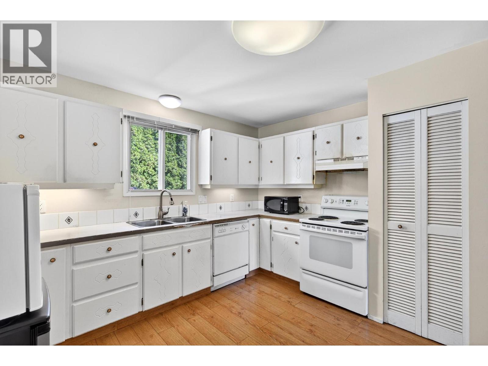 1820 Quebec Street - 4