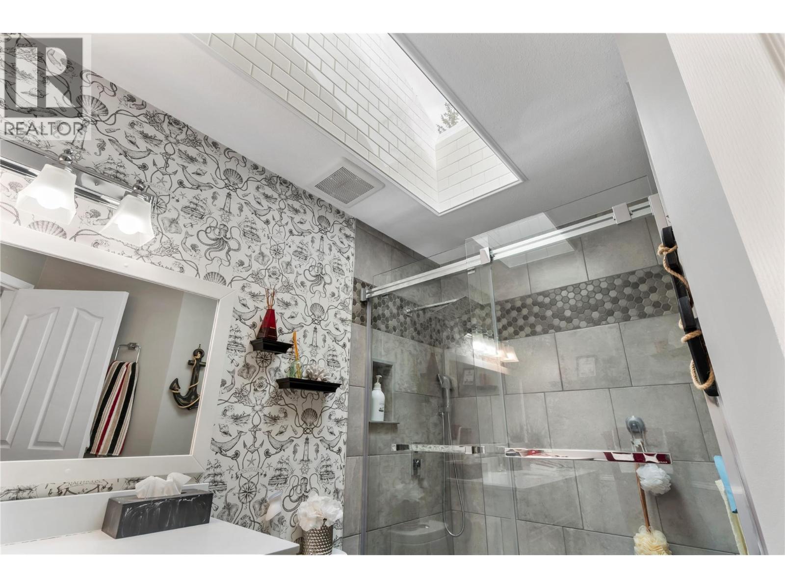 2215 Lakeview Drive - 35