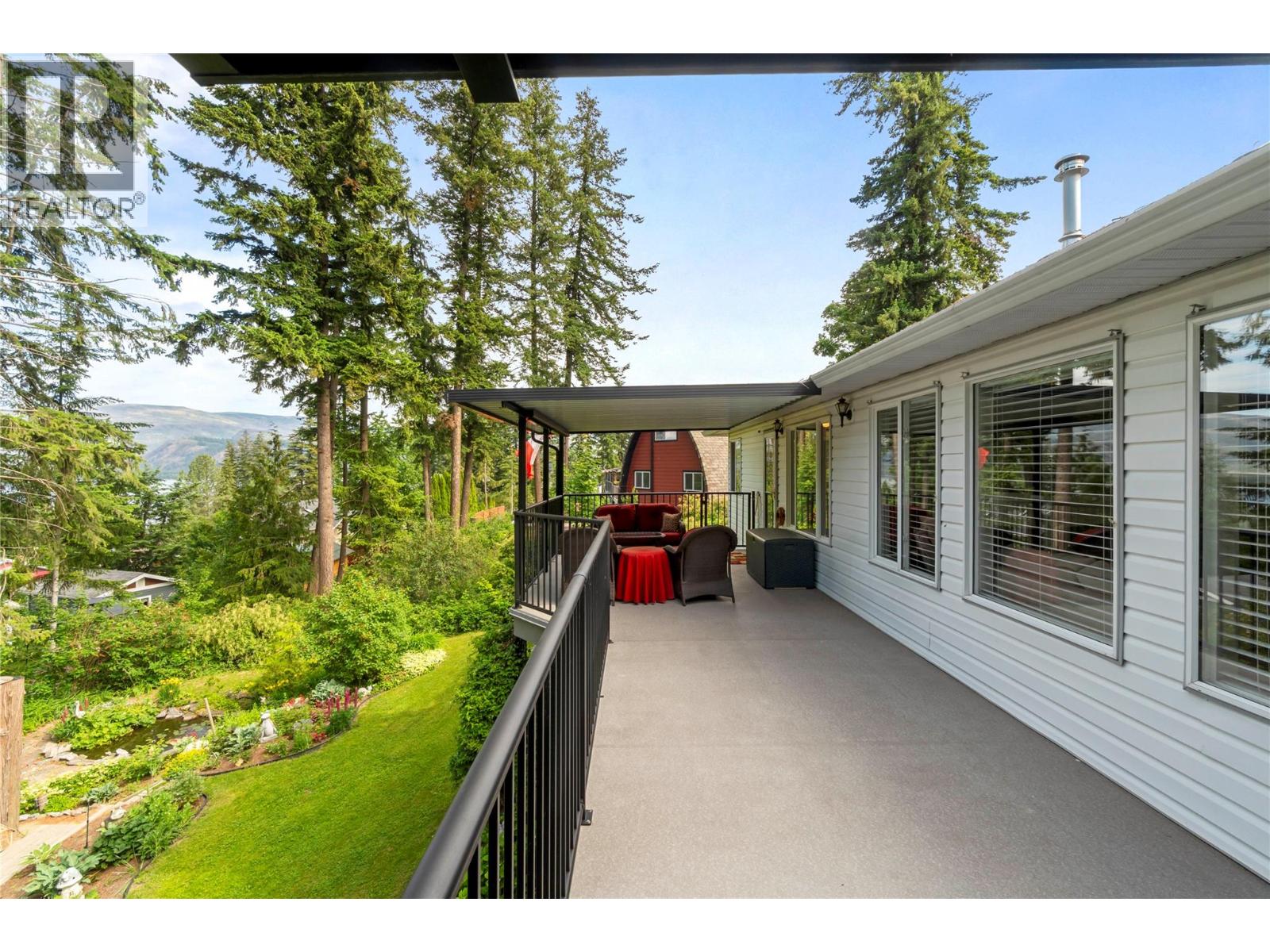 2215 Lakeview Drive - 55