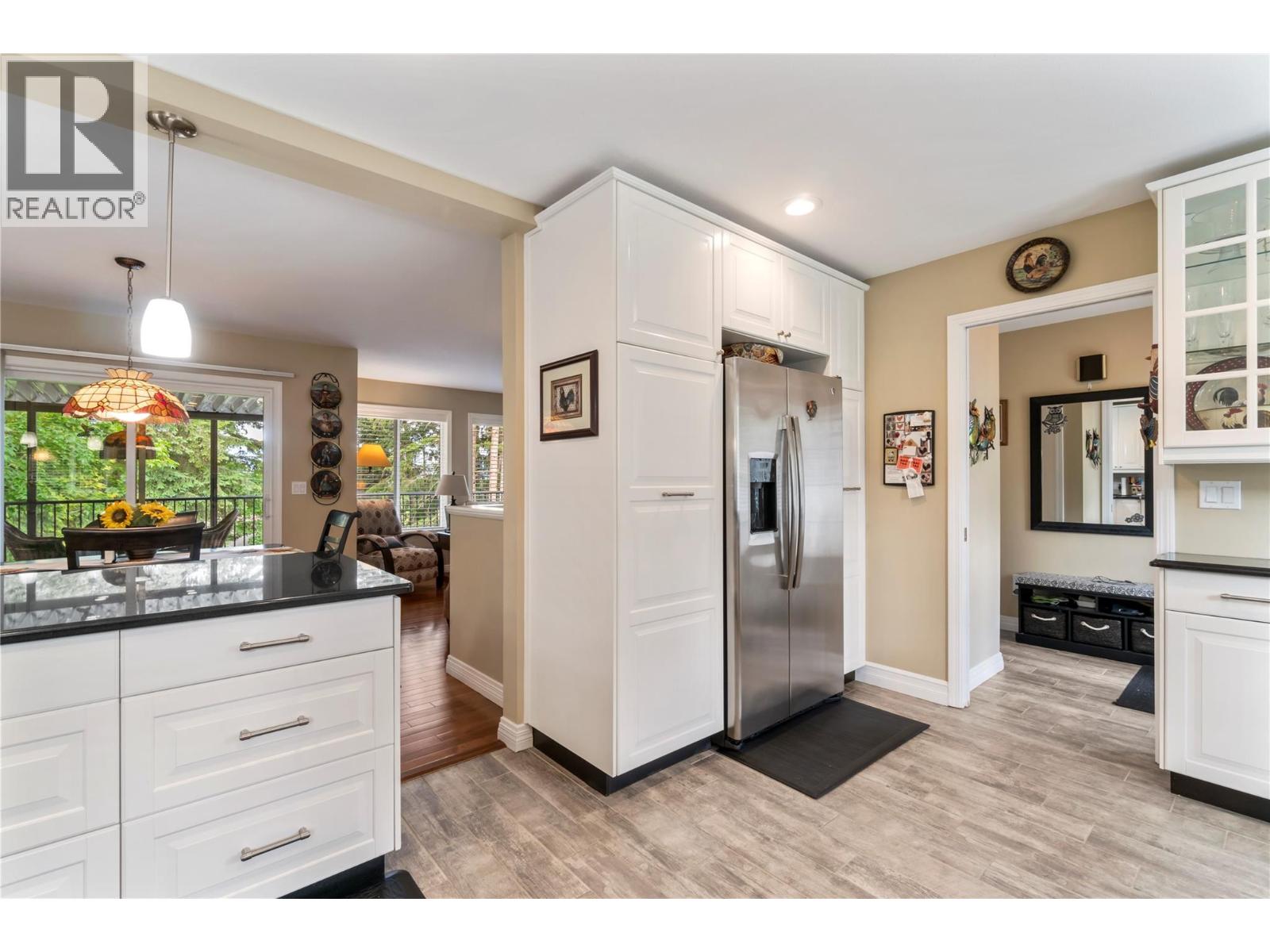 2215 Lakeview Drive - 10