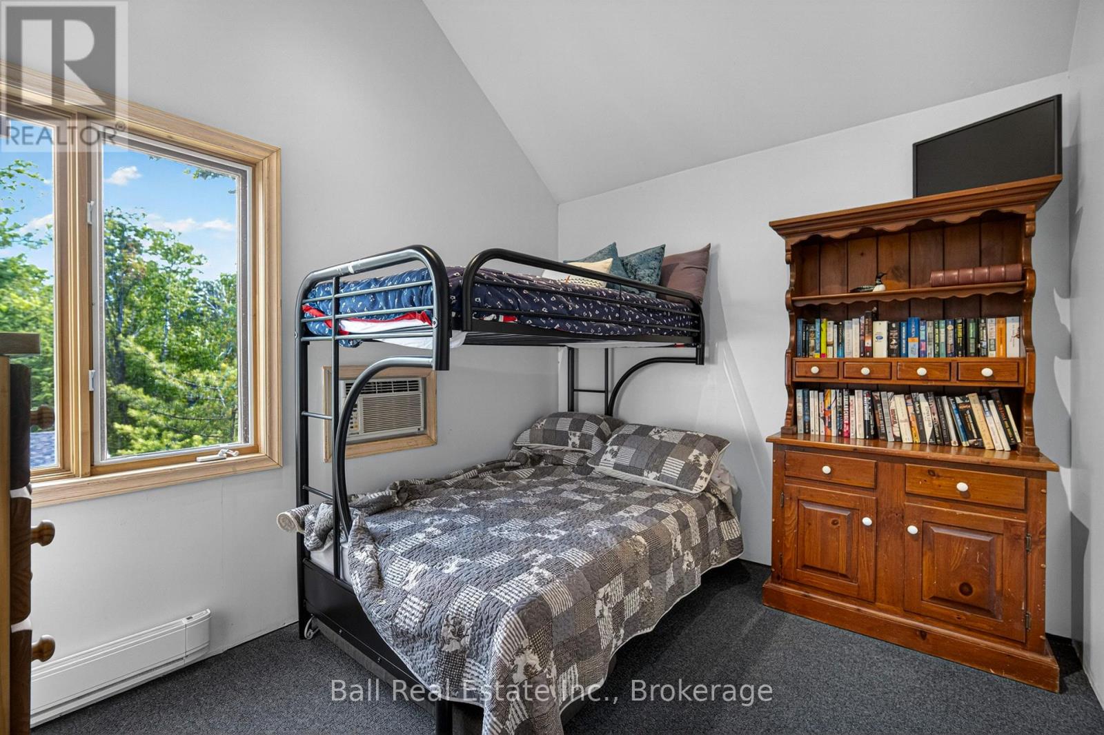 85 HILLCREST ROAD - 31
