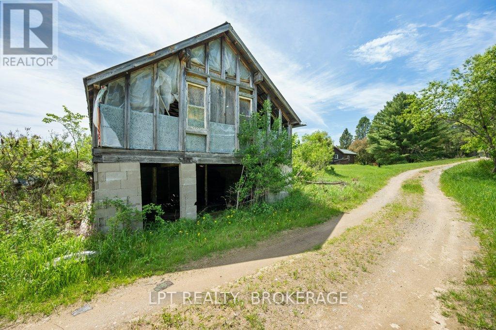 4342 HENDERSON ROAD - 42