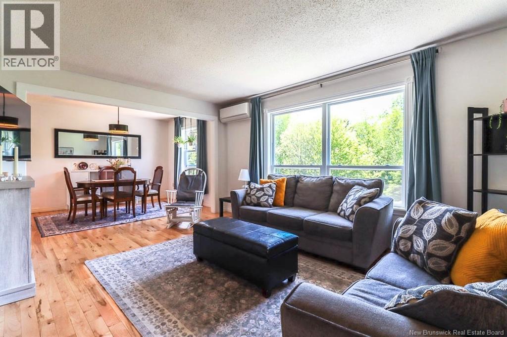 11 Princeton Avenue - 15