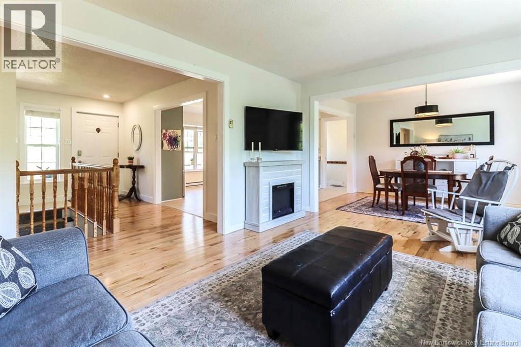 11 Princeton Avenue - 16