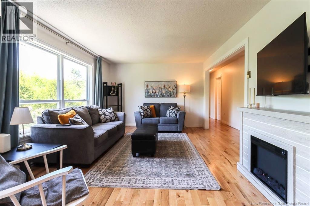 11 Princeton Avenue - 14