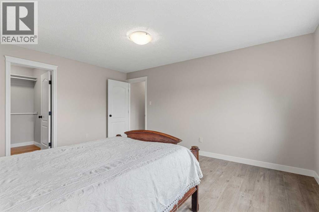 5613 37 Street — photo 28