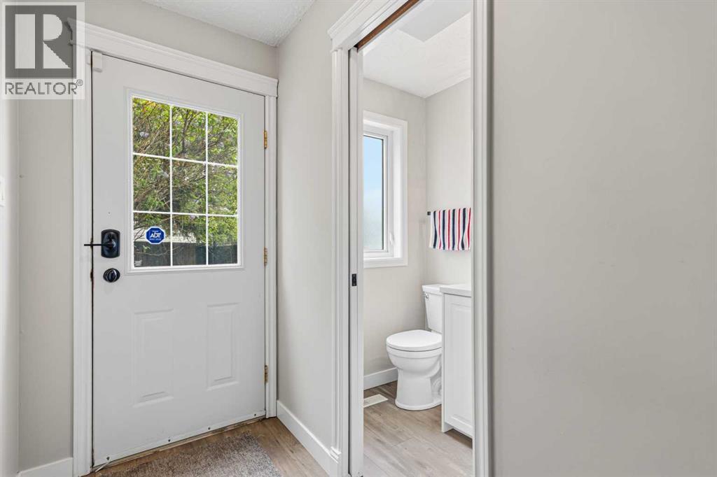 5613 37 Street — photo 30