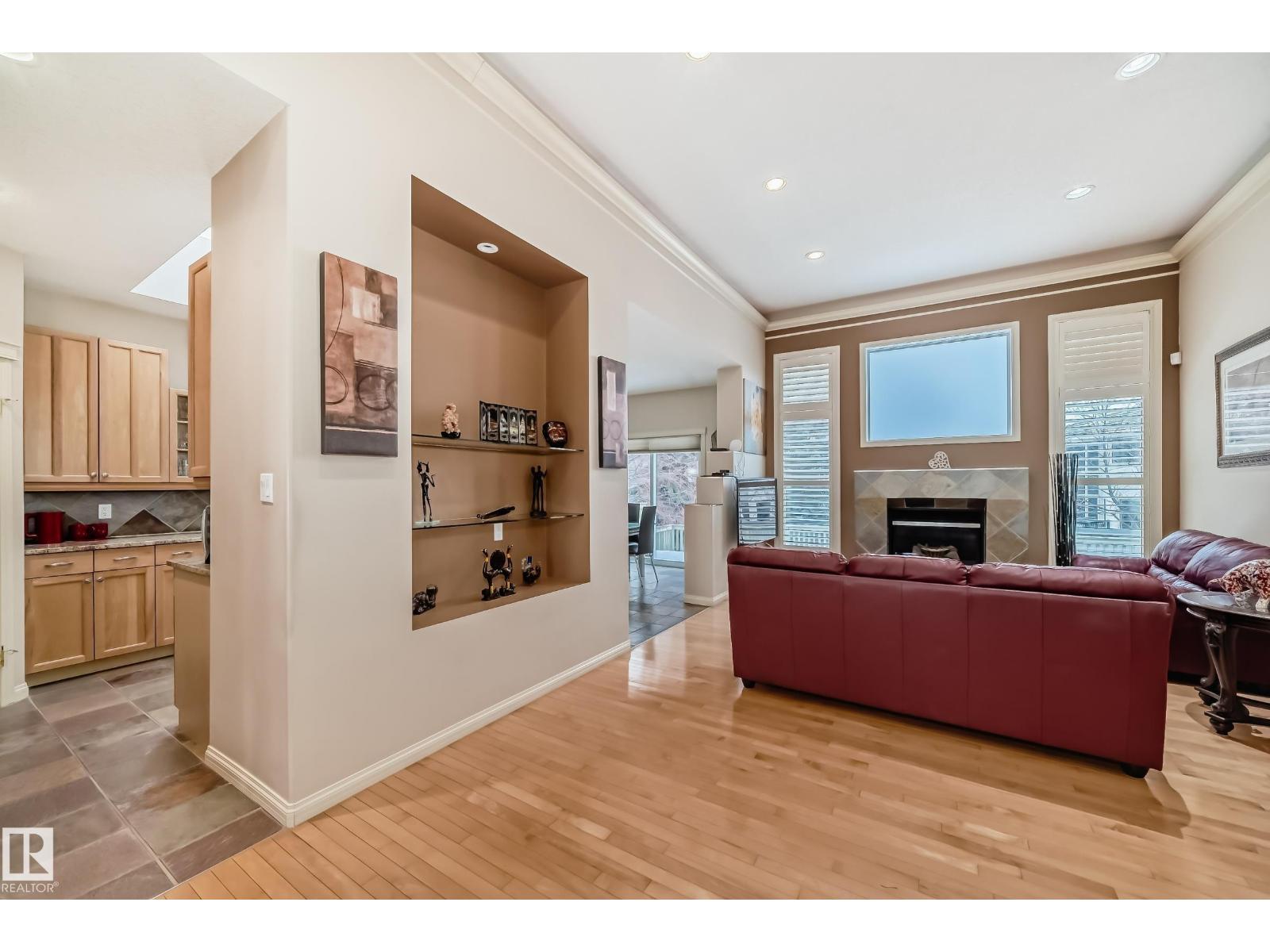 241 Darlington CR NW - 24