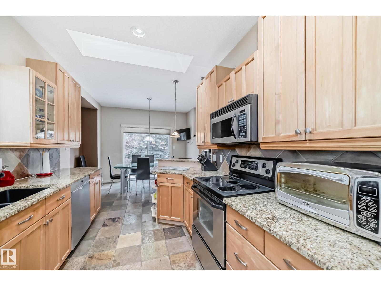 241 Darlington CR NW - 30