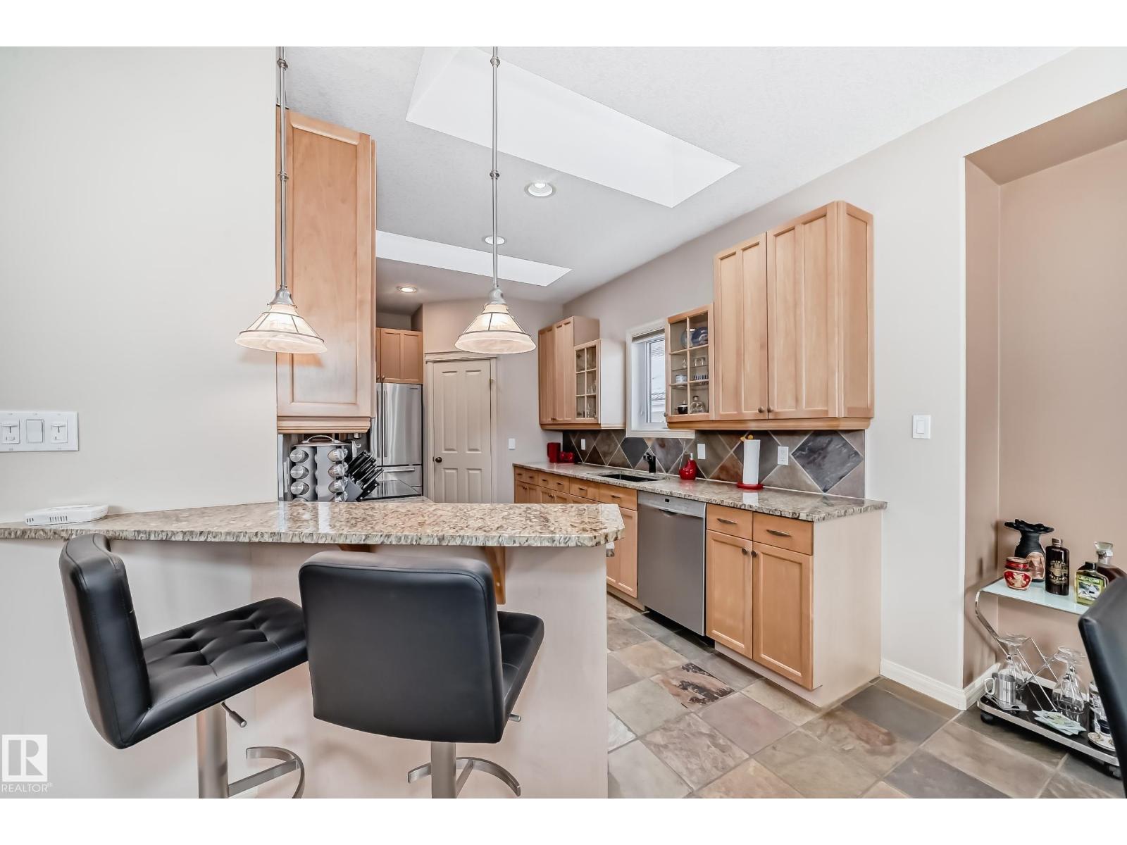 241 Darlington CR NW - 29