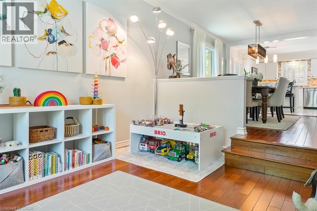 1328 VANCOUVER Crescent - 5