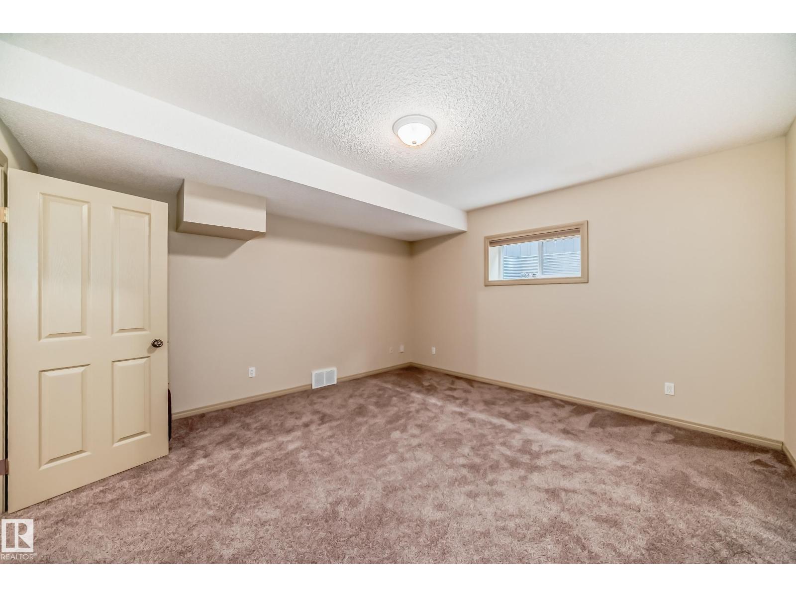 241 Darlington CR NW - 48