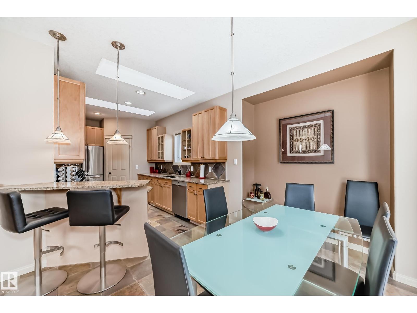 241 Darlington CR NW - 33